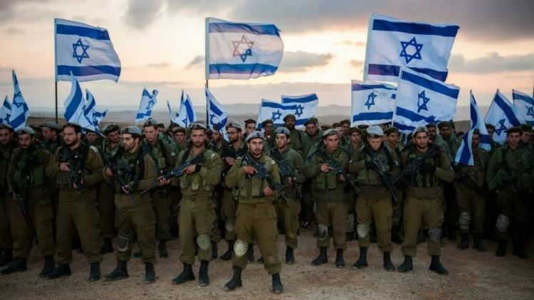 İsrail ehtiyatda olan 300 min hərbçini orduya çağırır