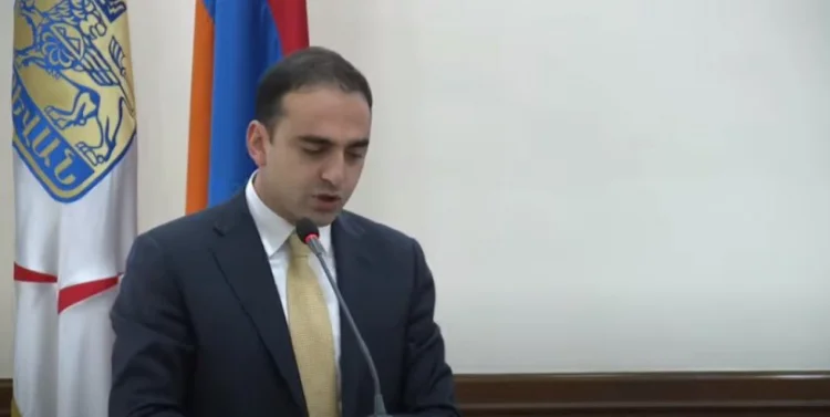 Paşinyanın silahdaşı Yerevanın meri seçildi