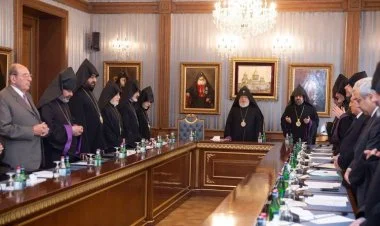 Qondarma “Artsax yeparxiyası”na dair qərar