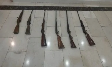 Sakinlər ov silahlarını polisə könüllü təhvil verdilər