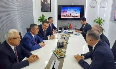 Zakir Həsənov "ROKETSAN" şirkətinin rəhbərliyi ilə görüşüb