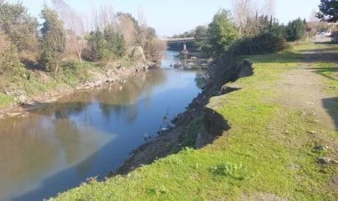 Astaranın Şahağacı kəndində torpaq sürüşməsi intensivləşib