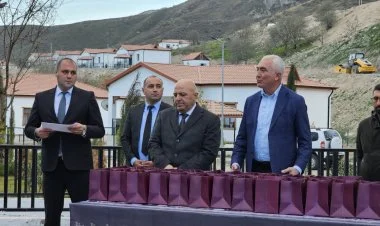 Zabux kəndində daha 25 ailəyə evlərin açarları təqdim olunub