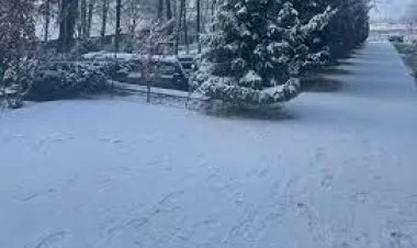 Bu gün Bakıya yağış, rayonlara qar yağacaq