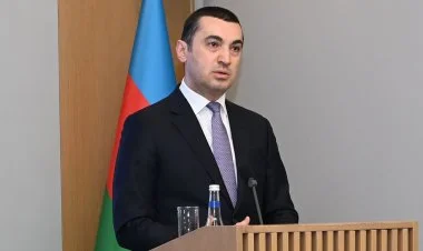 Ayxan Hacızadəyə diplomatik rütbə verildi