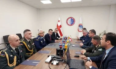 Nazir müavinləri Gürcüstanda hərbi əməkdaşlığı müzakirə etdi