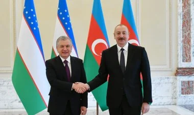 İlham Əliyev Özbəkistan Prezidentini təbrik edib