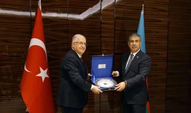 Azərbaycan və Türkiyə müdafiə nazirləri görüşdü FOTO