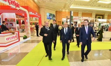 Mikayıl Cabbarov Türkmənistanda keçirilən beynəlxalq sərgidə