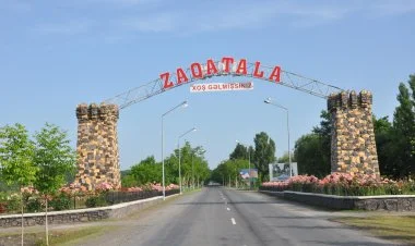 Zaqatalada nəvənin bıçaqladığı baba xəstəxanada ölüb