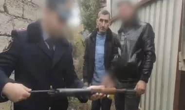 “Kalaşnikov” avtomatını gizlədən şəxs saxlanılıb