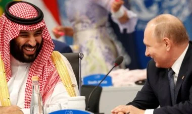 Vladimir Putin BƏƏ-yə və Səudiyyə Ərəbistanına səfər edəcək