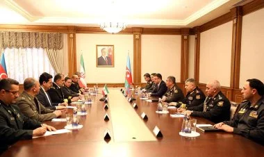 Zakir Həsənov iranlı admiralı qəbul etdi