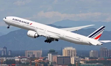 Üç aviaşirkətin reklamları qadağan edilib