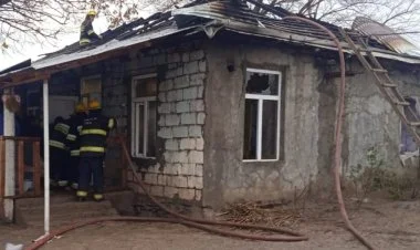 Tərtər rayonunun Şıxarx qəsəbəsində fərdi ev yanıb