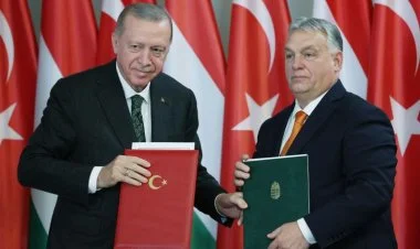Orban Ərdoğana at, Ərdoğan isə Orbana TOGG bağışladı FOTO