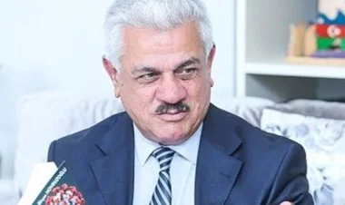 AMEA professoru məhkəmə zalında həbs edildi