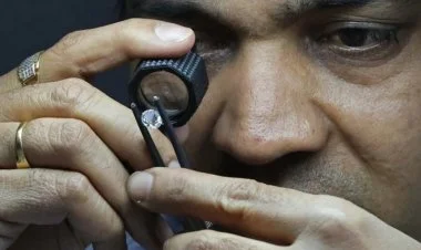 Rusiya mənşəli brilyantların G7 ölkələrinə idxalına qadağa