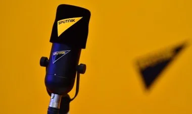 Ruslar "Sputnik Armenia" radiosunun bağlanmasını qınayır