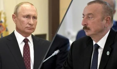 Vladimir Putin İlham Əliyevi təbrik etdi