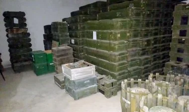 Ermənilər mülki obyekti silah anbarı kimi istifadə edib