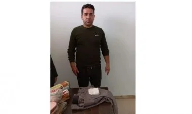 İranlı həmyerlisi üçün narkotik keçirmək istədi