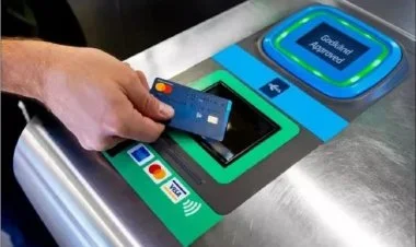 İctimai nəqliyyatda bank kartları ilə ödəniş imkanı