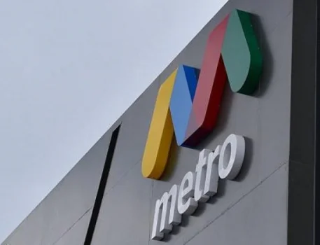 Metronun bəzi stansiyalarına giriş müvəqqəti pulsuz olacaq