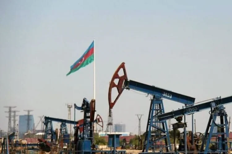Azərbaycan neftini qiyməti 88 dollara düşüb