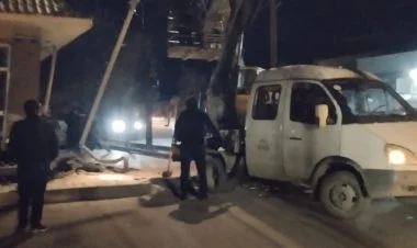 Avtomobil qəzası nəticəsində Xaçmaz şəhəri işıqsız qalıb