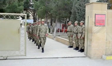 Müddətli hərbi qulluqçular tərxis edildi VİDEO