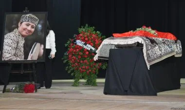 Əməkdar artist Aygün Bəylər dəfn olunub YENİLƏNİB