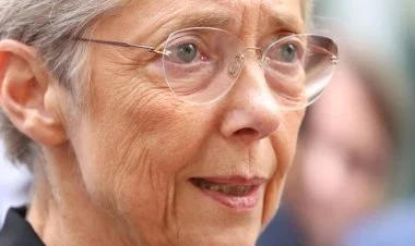 Fransanın Baş naziri istefa verdi