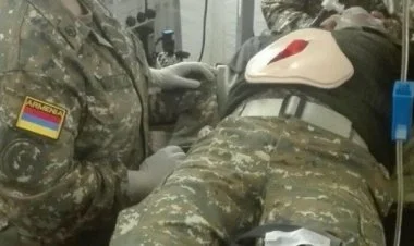 Ermənistanda əsgər zabiti döyüş mövqeyində güllələdi