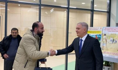 Füzuli şəhərində daha 30 ailəyə mənzillərinin açarı verilib