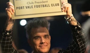 Müğənni Robbi Uilyams futbol klubunun prezidenti olub