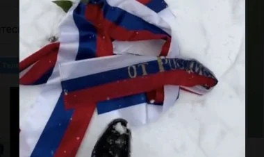 İrəvanda Rusiya bayrağı yenə ayaq altına atıldı