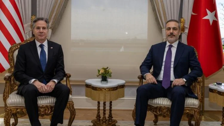 Fidan Blinkenlə Azərbaycanı da müzakirə etdi