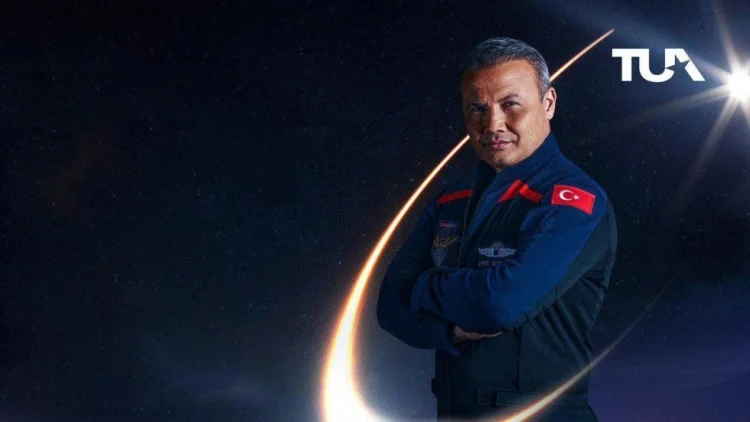 Yanvarın 19-da İlk türk astronavtı kosmosa uçacaq