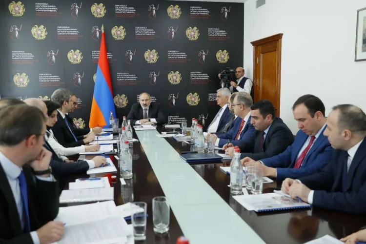 Paşinyan Ermənistanın Konstitusiyasını dəyişmək istəyir