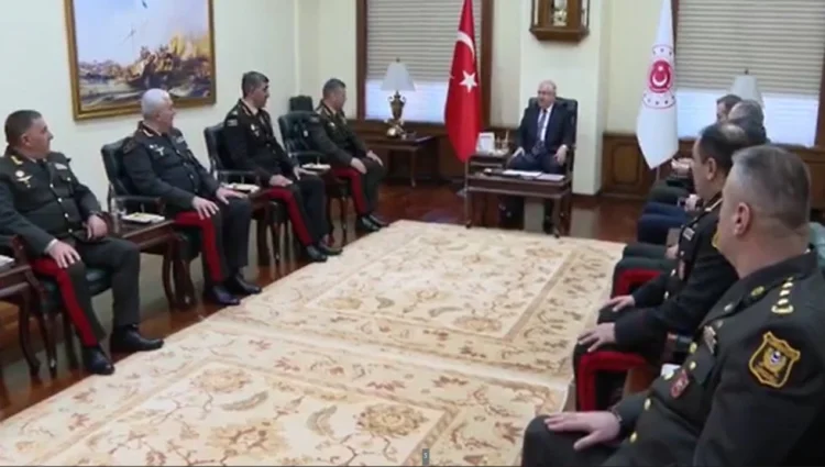 Yaşar Gülər azərbaycanlı generallarla görüşüb
