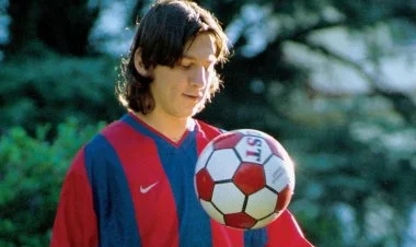 Messinin salfet üzərində imzaladığı ilk müqavilə hərracda