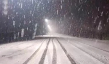 Külək güclənib, qar yağıb