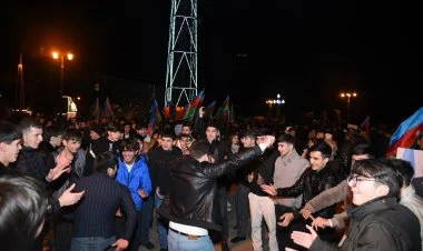 Bakı  küçələrində İlham Əliyevin qələbəsi qeyd olunur FOTO