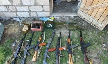 Ağdamda evin zirzəmisindən silah-sursat tapılıb