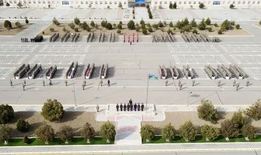 Əlahiddə Ümumqoşun Orduda gənc əsgərlər and içdi VİDEO