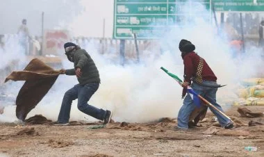 Hindistanda fermerlərlə polisin qarşıdurması başlayıb