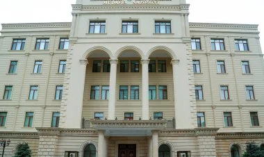 Azərbaycan MN Ermənistanın hərbi rəhbərliyinə çağırış edib