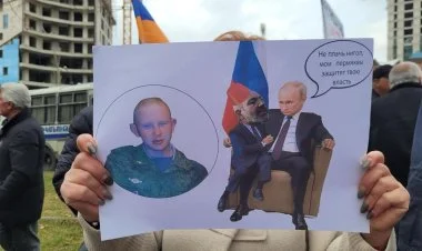 Ermənilər “Rus sapoqunu Ermənistandan atmaq" istəyirlər