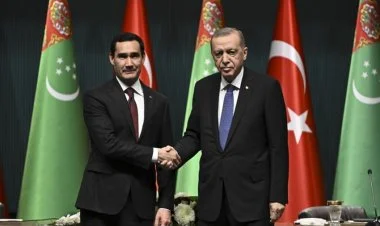 Türkmənistanın fəxri ağsaqqalı
